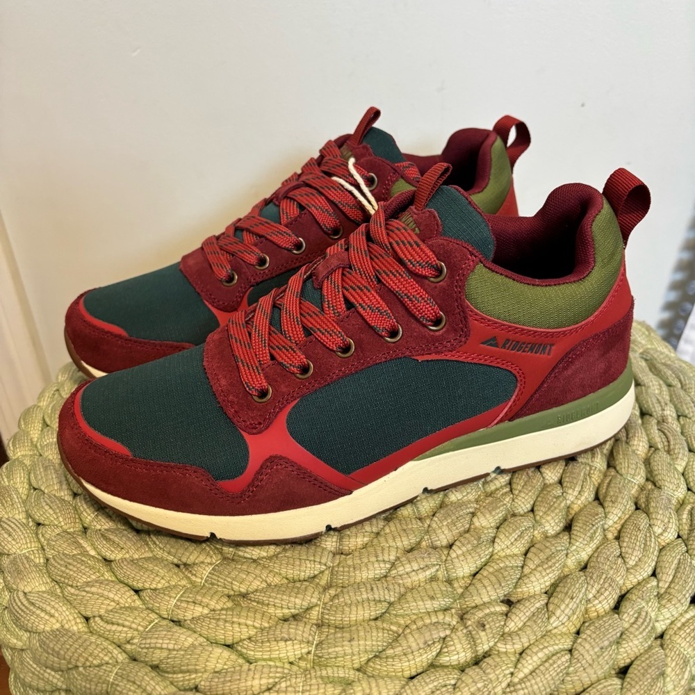 NEW Ridgemont Escape Lo Burgundy/Red/Slate Suede Lace Up Retro Sneaker Size 8.5